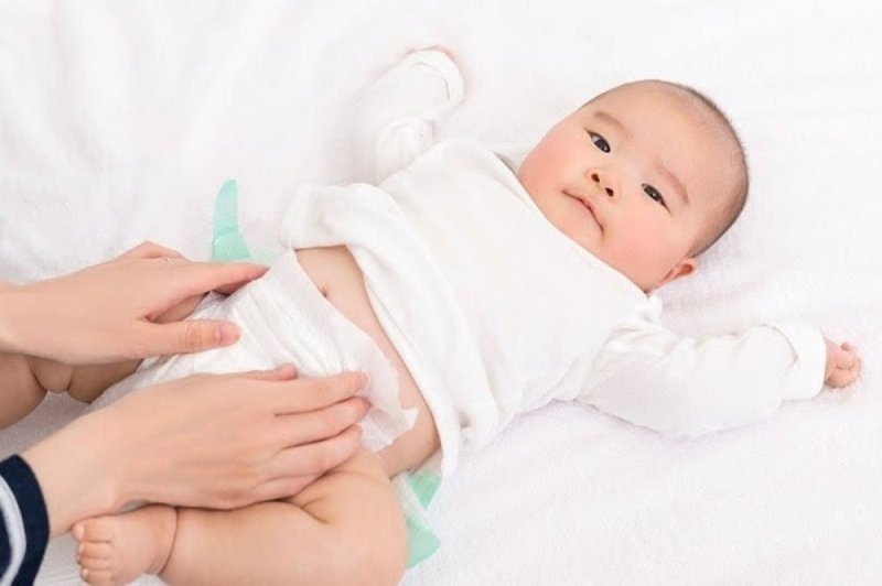 Mộng thấy bản thân mình đang thay tã cho con trai